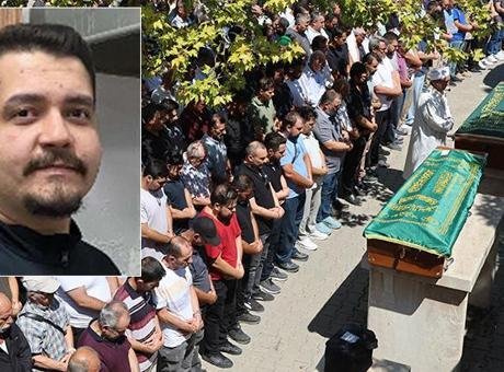 Denizli’de kahreden olay! Kazada ölen genç ile acı haberin ardından vefat eden babası toprağa verildi