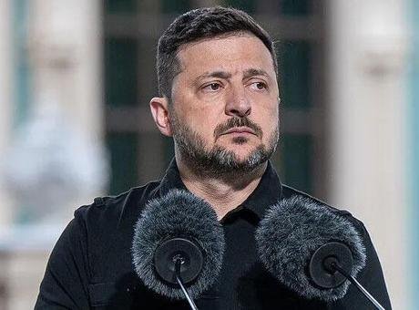 Zelenskiy: Rusya’nın hava sahası fiilen kapanacak