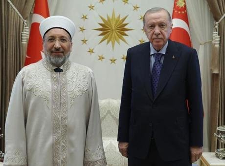 Cumhurbaşkanı Erdoğan, Diyanet İşleri Başkanı Arpaguş’u kabul etti