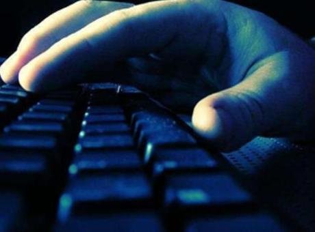 İstanbul’da tehdit içerikli paylaşım yapan 15 yaşındaki şüpheli yakalandı