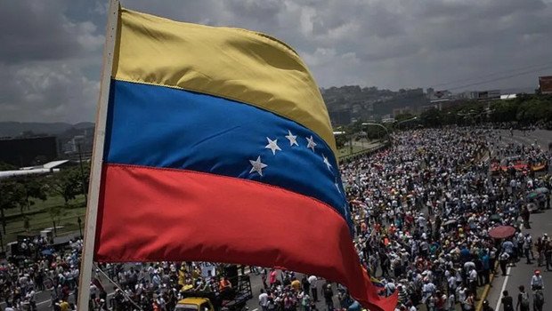Venezuela’nın geçici başkanından seçim açıklaması