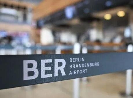 Berlin-Brandenburg Havalimanı’nda tehlikeli madde alarmı! Terminal boşaltıldı