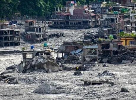 SON DAKİKA HABERLER: Nepal’de sel felaketinden günler sonra gelen mucize! ‘Ses duyuldu’