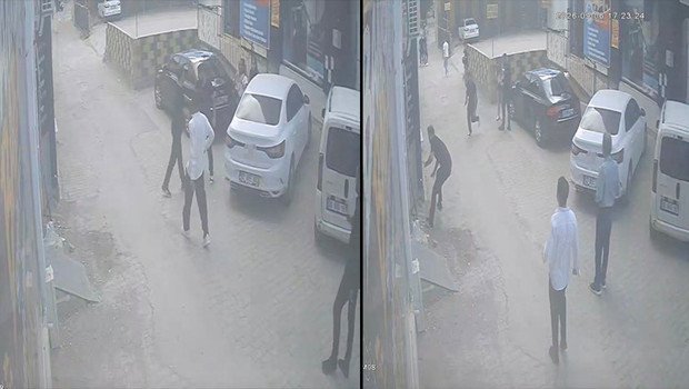 Genç kızı kurtarmak için araya girince bıçaklandı