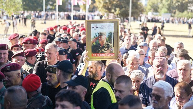 Akıl tutulması: Soykırımcıya kahraman gibi cenaze