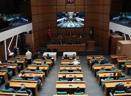 Üsküdar’da 4. turda sonuçlandı! Gültekin’in seçilmesinin ardından ilk mesaj