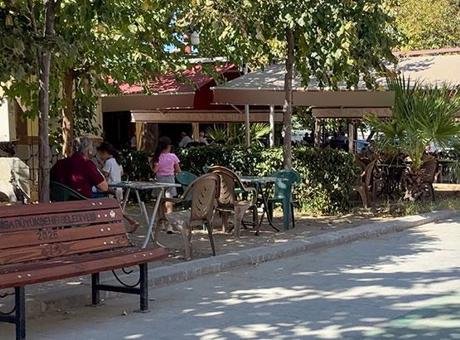 Manisa’da gizli kamera skandalı! Erkekler tuvaletindeki düzeneği işletmeci fark etmiş