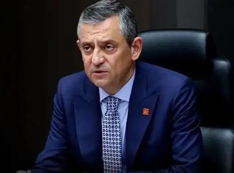 Yeni Parti Lideri Özgür Özel canlı yayında soruları yanıtladı