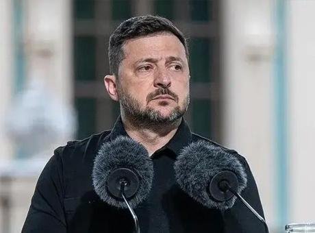 Zelenskiy’nin uçağı İHA saldırısından kıl payı kurtuldu