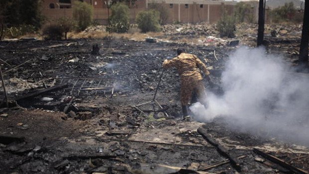 Suudi Arabistan’dan Yemen’e art arda hava saldırıları