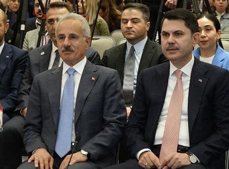 Bakan Kurum: Okyanuslarımızın geleceği devasa bir risk altındadır