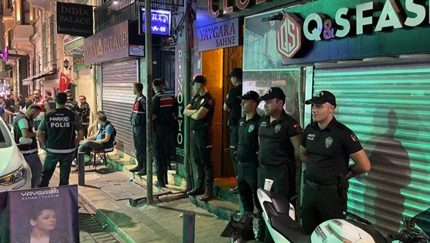 İstanbul’da gece kulüpleri, masaj salonları ile derneklere denetim