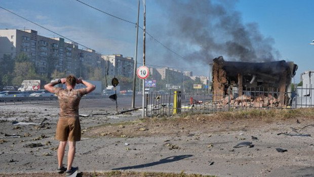 Rusya’dan Ukrayna’ya bir haftada 1700 bomba