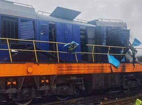 Ölümden kıl payı kurtuldu! Eski başbakanın treni ayrıldı, dakikalar sonra saldırı geldi