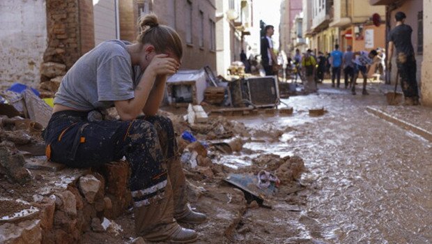 İspanya şiddetli yağışların etkisi altında: 1 kişi hayatını kaybetti