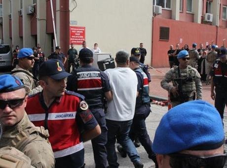 Kocaeli’de tefecilik operasyonunda yeni gelişme! 11 şüpheli adliyeye sevk edildi