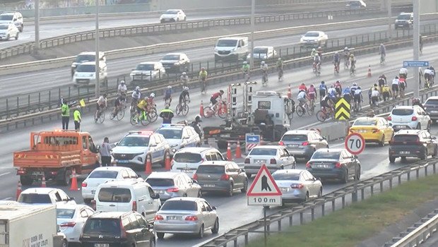 İstanbullular dikkat: FSM Köprüsü’nde Ankara yönü trafiğe kapatıldı