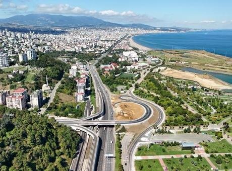 Samsun trafiğinde dikkat çeken değişim! 2 bin 312 araç yeni bağlantı yoluna yöneldi