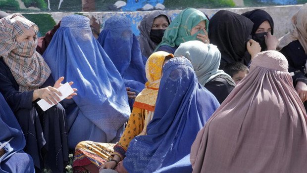 İtalya’da burka yasağı gündemde: Meloni hükümeti harekete geçti