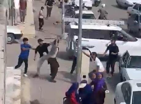 Şanlıurfa’da alacak-verecek kavgası büyüdü! Taş ve sopalar havada uçuştu: 9 yaralı