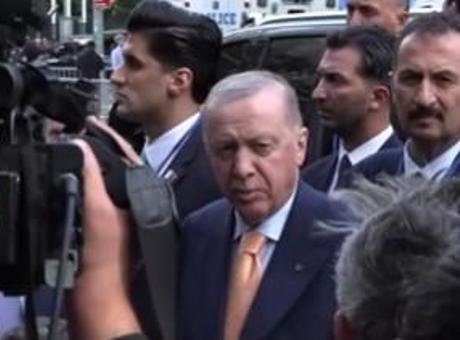 Cumhurbaşkanı Erdoğan CNN Türk’e konuştu: Bölgedeki yangını söndürmek için çalışıyoruz