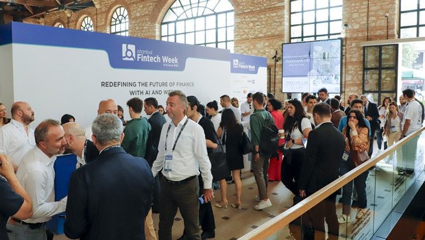 Yapay zekâ ve bankacılık İstanbul’da masaya yatırılacak