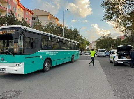 Kayseri’de feci kaza! Özel halk otobüsünün çarptığı bisikletli çocuk hayatını kaybetti