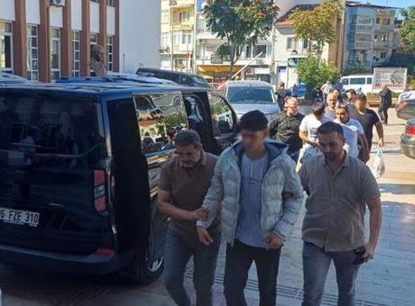 Aydın’da okul önünde pompalı tüfek paniği! 3 kişi tutuklandı