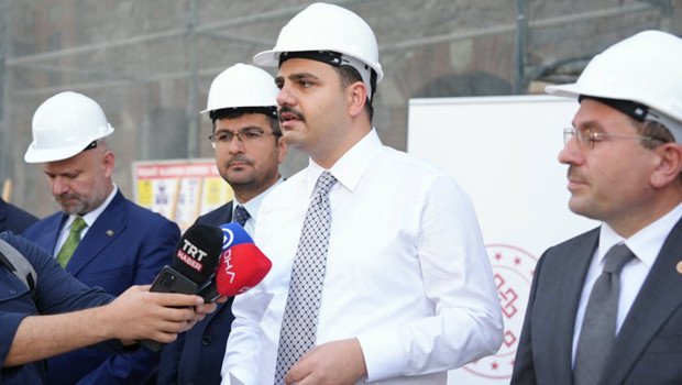 Eyyüp Kadir İnan’dan Özgür Özel’e İzmir’den çağrı: Gelsin buradaki çalışmayı incelesin