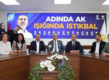 Sağlık Bakanı Memişoğlu: Sigara, tütün, kötü beslenme gibi sağlığımızı tehdit eden unsurlardan uzak kalmanızı tavsiye ediyorum