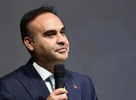 Bakan Kacır, Gaziosmanpaşa’da ziyaretlerde bulundu! ‘Muazzam bir altyapıyı inşa ettik’
