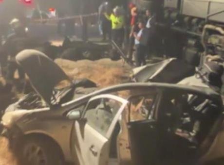 Gaziantep’te feci kaza! Yolcu otobüsü ile otomobil çarpıştı; ölü ve yaralılar var