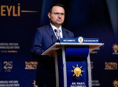 Bakan Gürlek ‘Türkiye Yüzyılı Buluşmaları’ kapsamında Sultanbeyli’de konuştu: Hukuk olarak nöbetteyiz