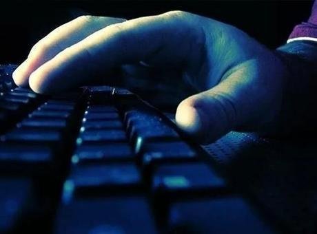 Yasa dışı 417 internet sitesi erişime engellendi