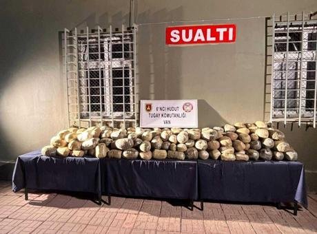 Van hudut hattında 412 kilo 741 gram uyuşturucu madde ele geçirildi