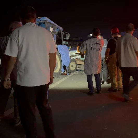 İznik’te TIR traktöre arkadan çarptı: Bir kişi hayatını kaybetti
