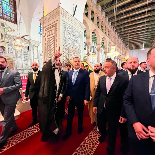 Fidan Emevi Camii’nde