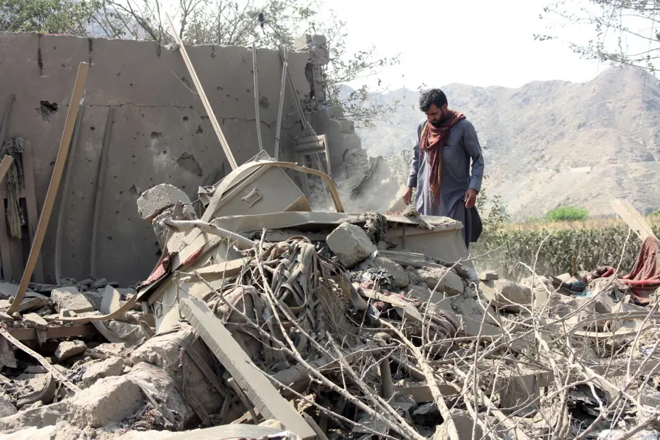 Pakistan’dan Afganistan’a hava saldırısı: 28 ölü