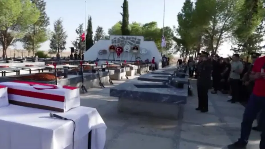 KKTC’de 52 yıl sonra şehit töreni: 37 şehitten 15’inin kimlik tespit işlemleri bitti