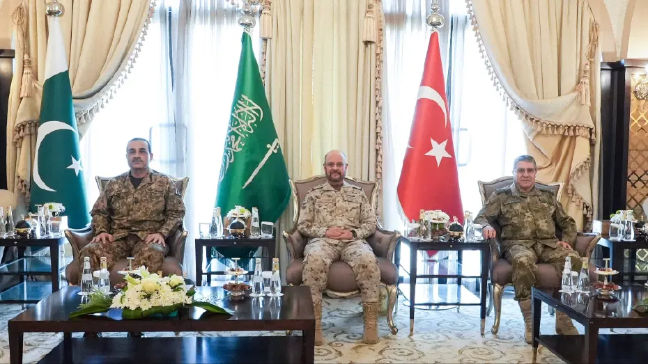 Mekke Savunma Anlaşması devrede. Genelkurmay Başkanı Bayraktaroğlu Riyad’da