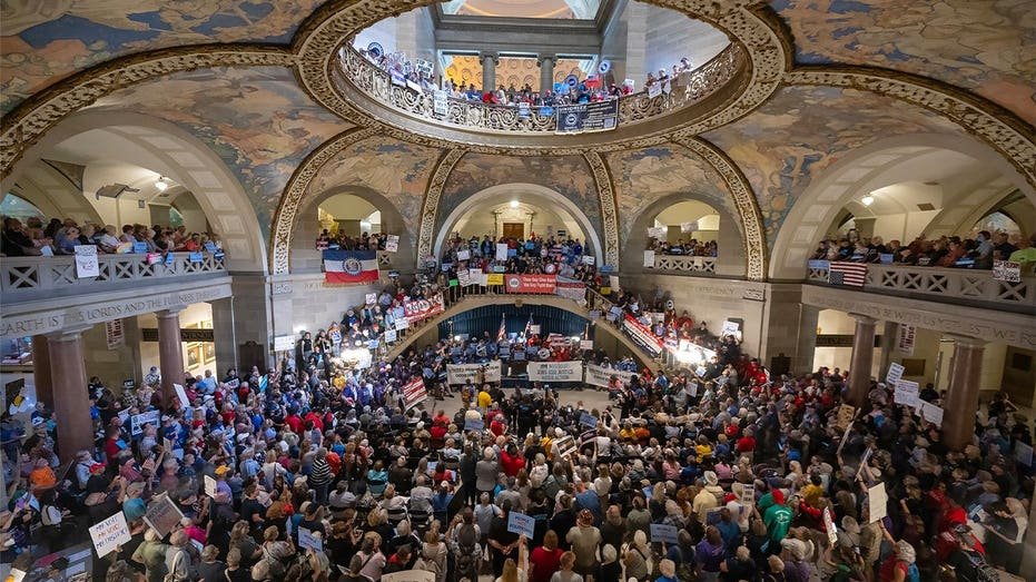 Federal appeals court orders Missouri to use congressional map rejected twice by Supreme Court