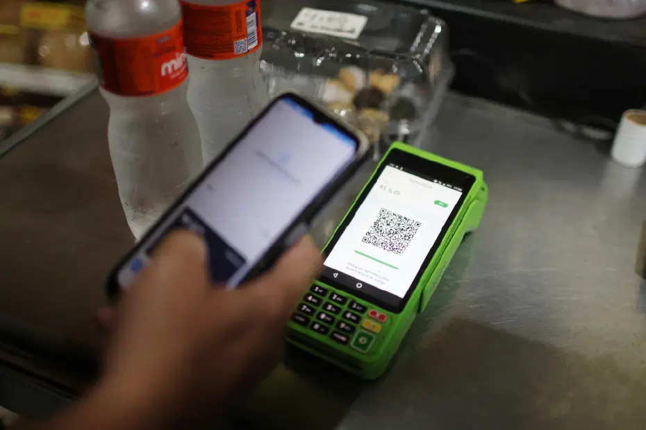 Brezilya cep telefonu gasplarının önünü alamıyor. Konu seçmenin gündeminde