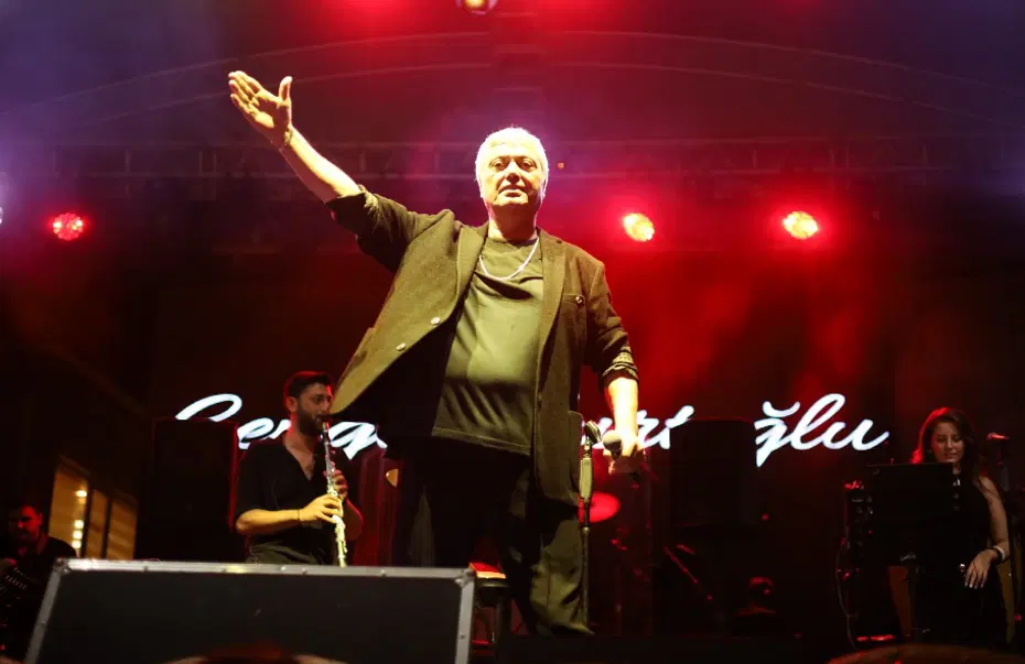 Cengiz Kurtoğlu’na yoğun ilgi