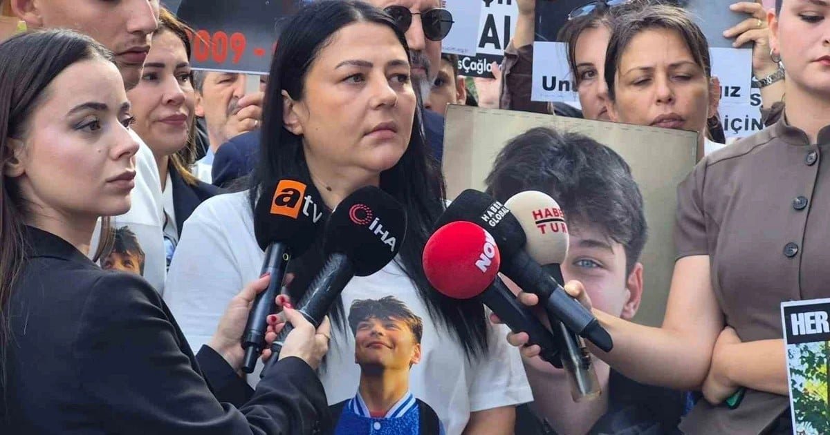 Atlas Çağlayan’ın annesi adliye önünde konuştu: “Artık evladımın adaletini istiyorum”