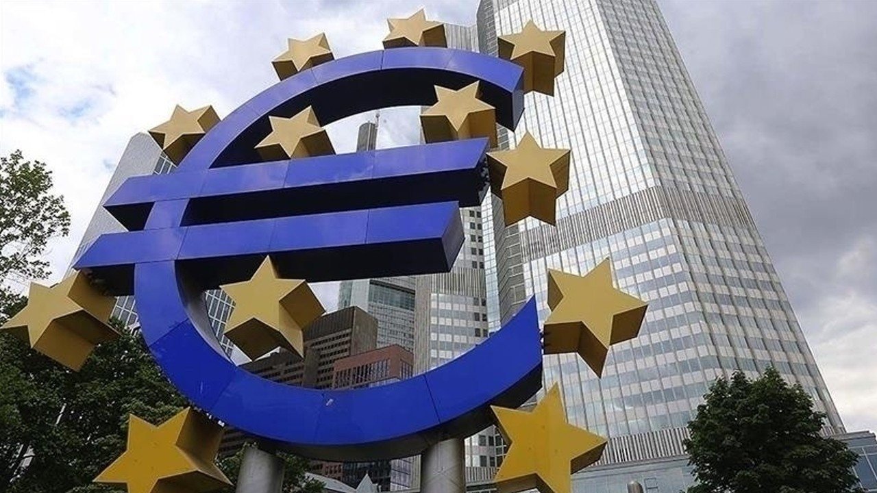 ECB’den faiz artışı: 25 baz puan yükseltti