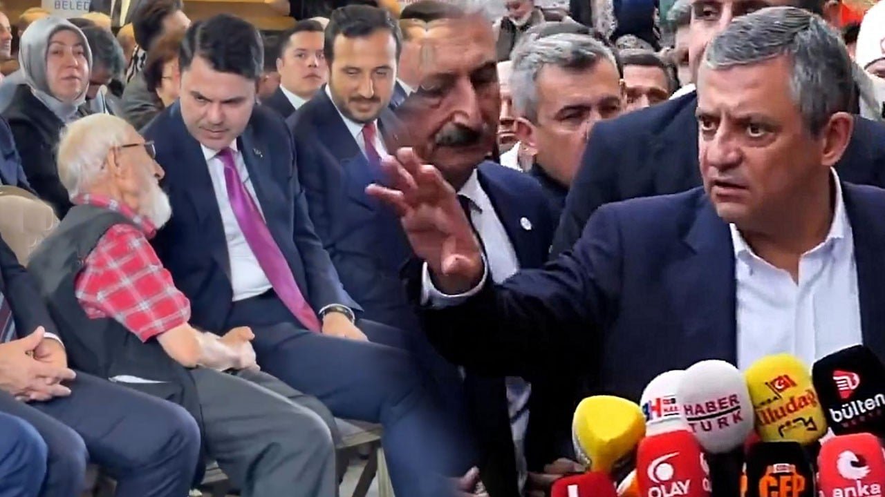 Bak! Görüyor musun Özgür Özel? Devlet adamlığı böyle olur!