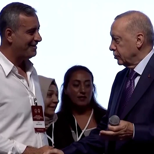 Cumhurbaşkanı Erdoğan’ın ‘sigara’ dikkati vatandaşı şaşırttı: Nasıl anladınız Cumhurbaşkanım?