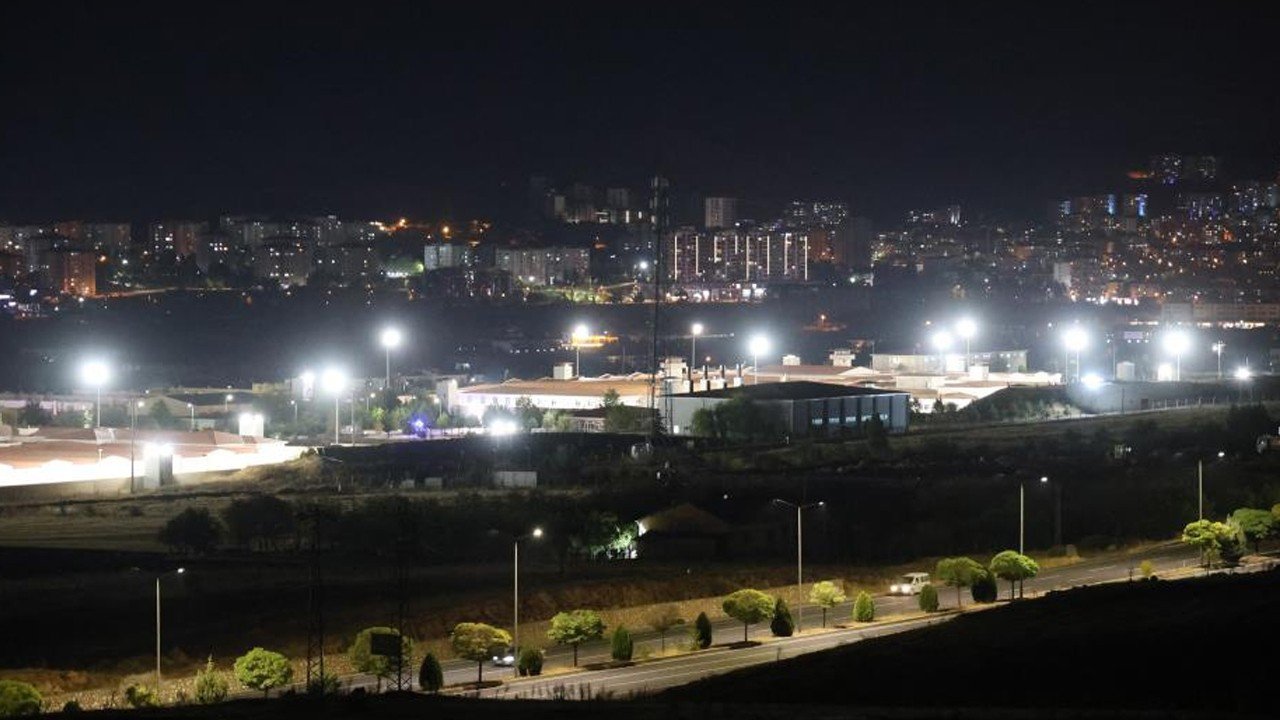Elazığ cezaevinde yangın: Mahkumlar ve görevliler etkilendi
