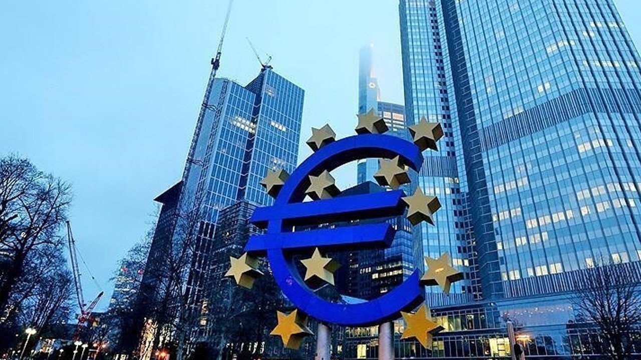 ECB’de faiz için kritik hafta: Ekonomistler aynı noktada buluştu