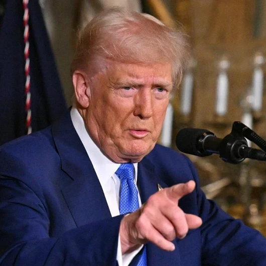 Trump ‘yapay zeka’ isminin değiştirilmesini önerdi: Sosyal medya hesabından anket açtı